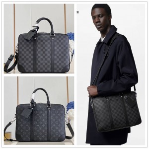 法国lv M46457/N40445 VOYAGE NM 小号公文包