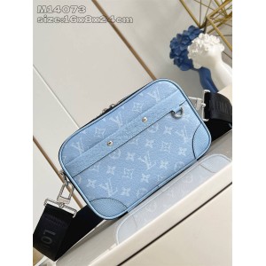 lv商城M14073 Alpha 邮差包相机包