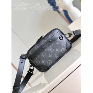 lv箱包M82542 Alpha 迷你邮差包相机包