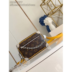 lv中文M12767 MINI SOFT TRUNK 链条包盒子包