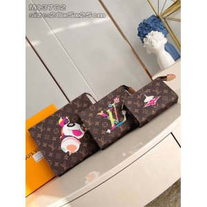 M13762 LV x TM TRIO POCHE TOILETTE 盥洗袋