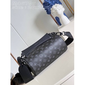 LV男包价格M46796 Soft Polochon 小号手袋圆筒包