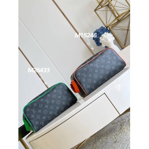 LV新款男包M26433/M15246 DOPP KIT 盥洗袋手拿包