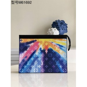 LV M45941 POCHETTE VOYAGE 手拿包M61692