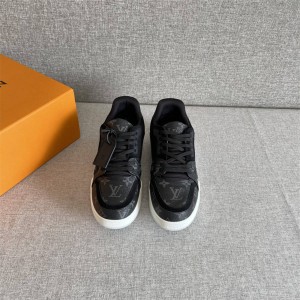 路易威登LV TRAINER 运动鞋1A8PUK/1A8PUC/1A8PU8