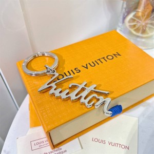 LV M68829 AUTOGRAPH 钥匙扣