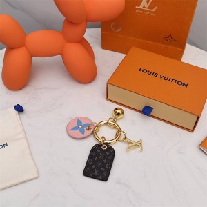 LV M68996 FETISH LUG TAG 钥匙扣