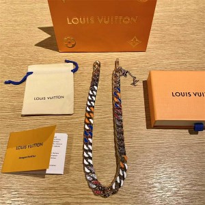 LV CHAIN LINKS PATCHES 古巴链项链