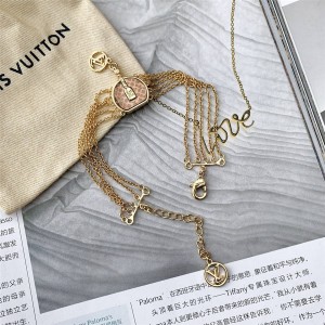 路易威登精仿lv高仿Boite Chapeau 袖珍手袋MINI LV圆饼包手链M68395
