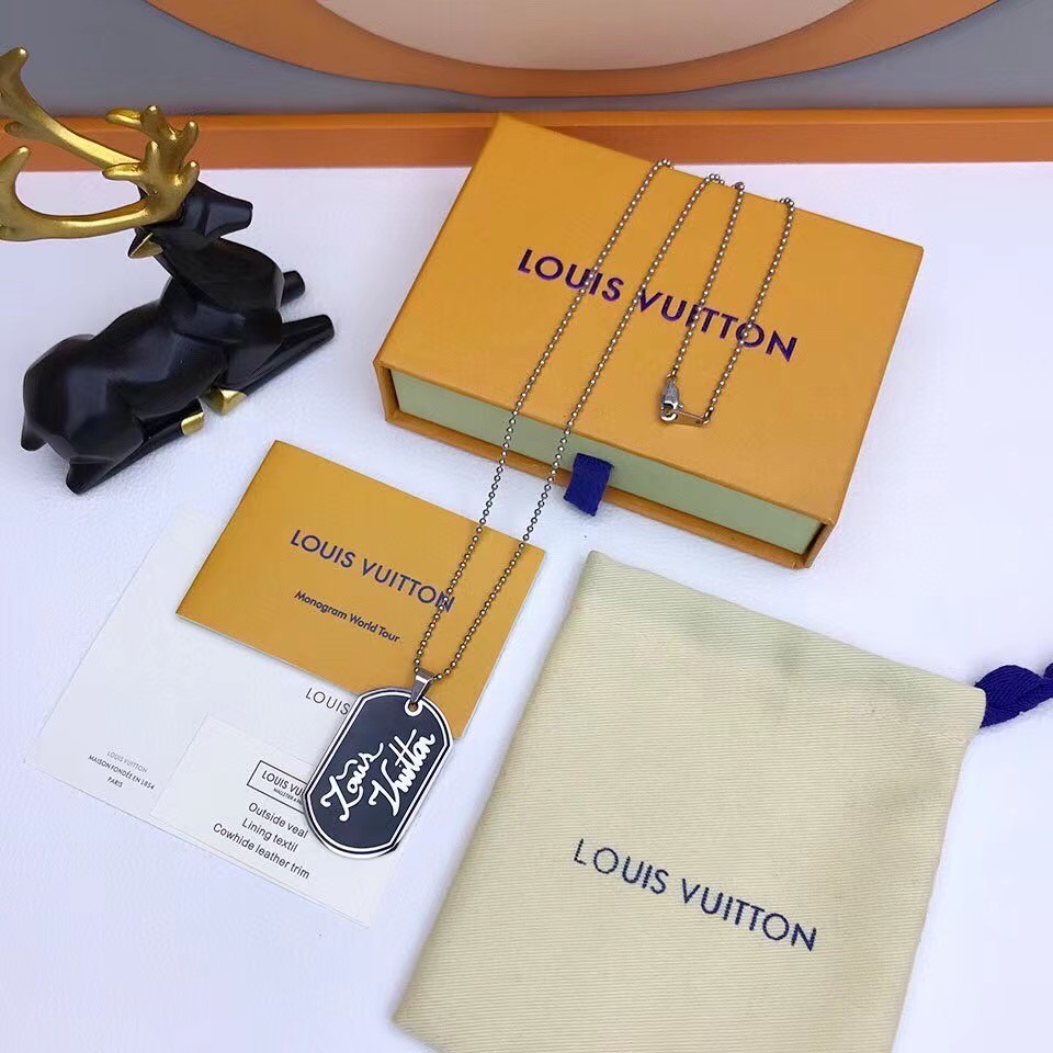Louis Vuitton Lv mixed chains necklace (MP2967)