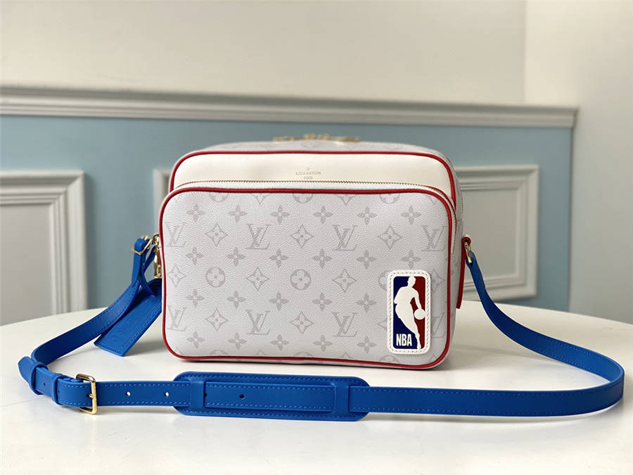 LOUIS VUITTON LVxNBA Nile Messenger PM M45583